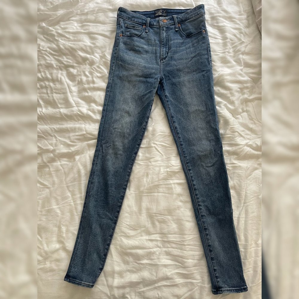 A&F Women Simon High Rise Super Skinny Jeans